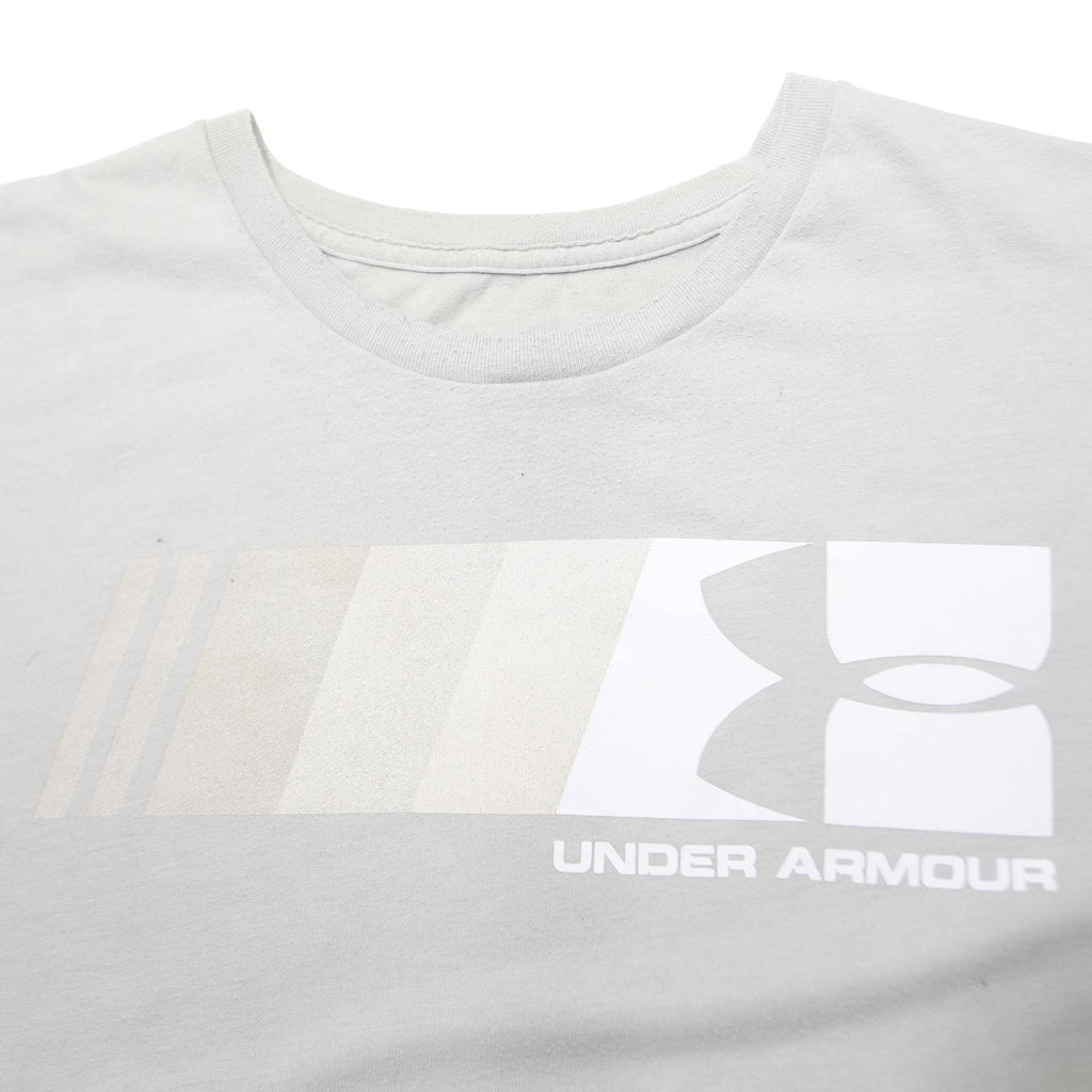 UNDER ARMOUR Mens White & Beige Logo Graphic T-Shirt L Short Sleeve Crew Neck