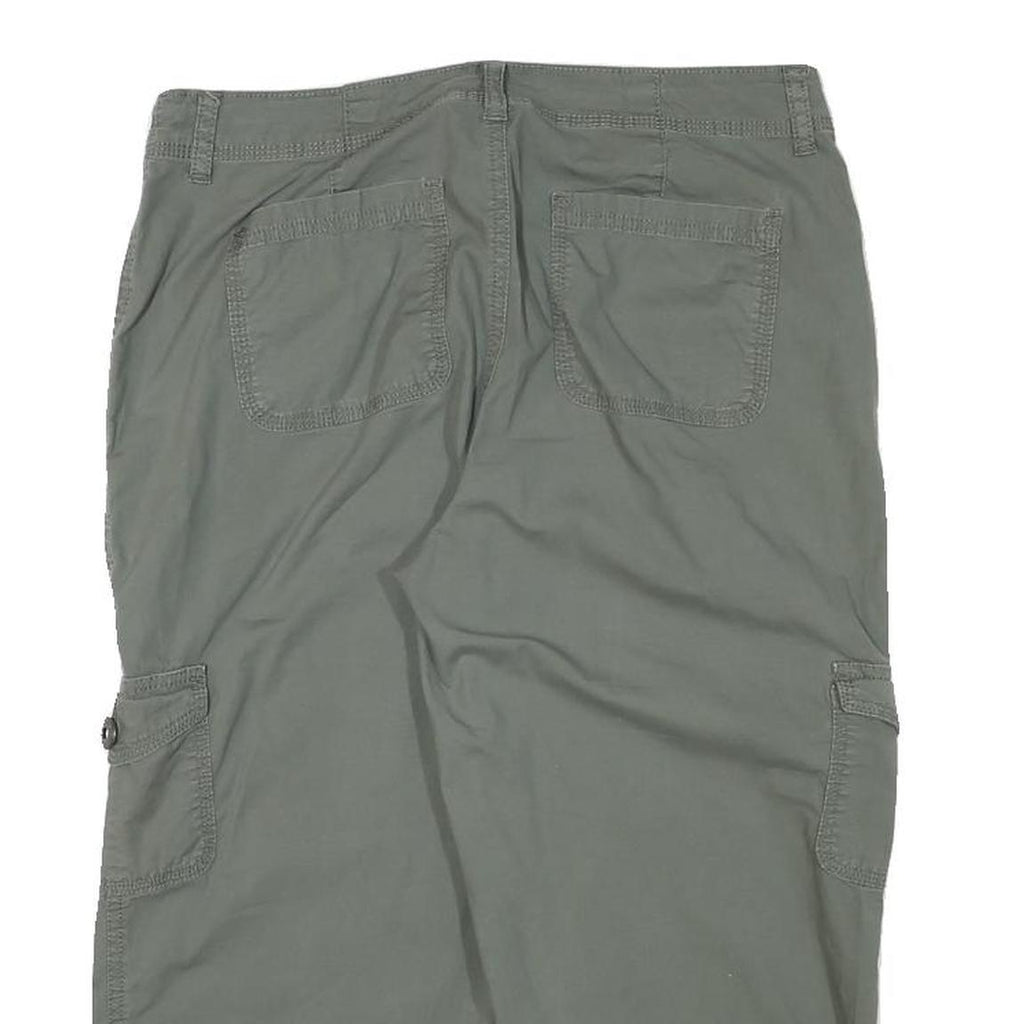 ST JOHNS BAY Womens Shorts Green Casual Cargo M W30 Comfort Fit