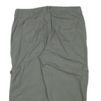 ST JOHNS BAY Womens Shorts Green Casual Cargo M W30 Comfort Fit