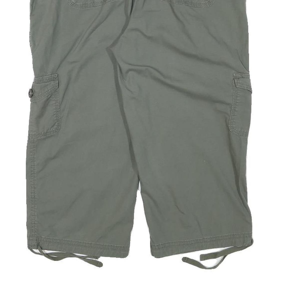 ST JOHNS BAY Womens Shorts Green Casual Cargo M W30 Comfort Fit