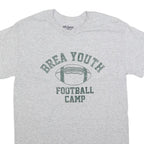 GILDAN Mens Grey Brea Youth Football Camp Graphic T-Shirt S Short Sleeve Crew