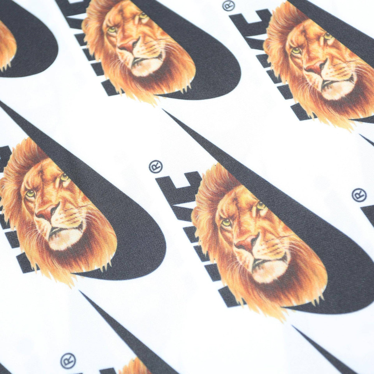 NIKE x Skepta Sk Air Lion Mens White & Brown Lion Graphic Long Sleeve T-Shirt XS