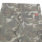 DICKIES Womens Shorts Green Camouflage Cargo M W30 Workwear Cotton Blend