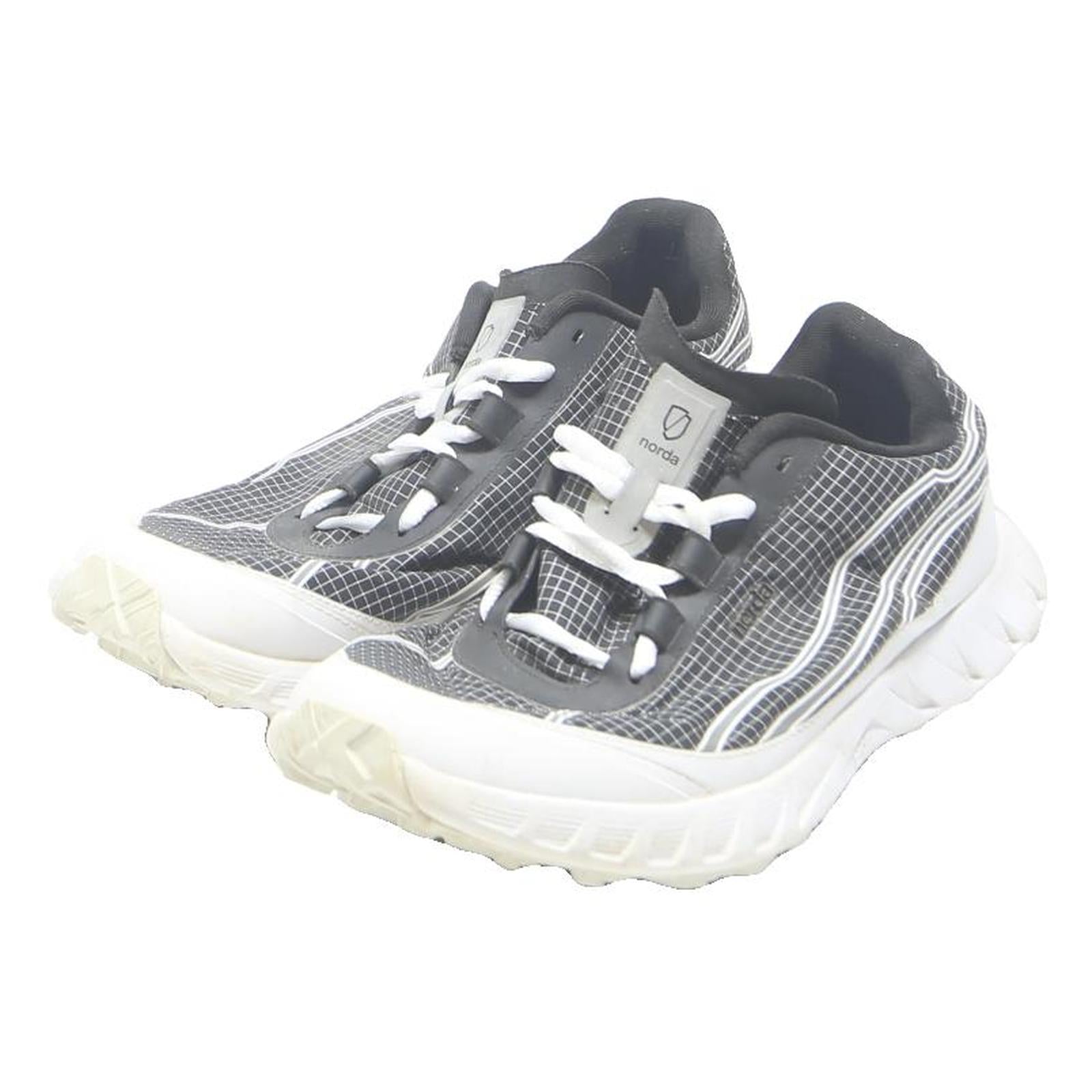 NORDA Mens Lightweight Sneaker Running Shoe Black & White Synthetic UK 9