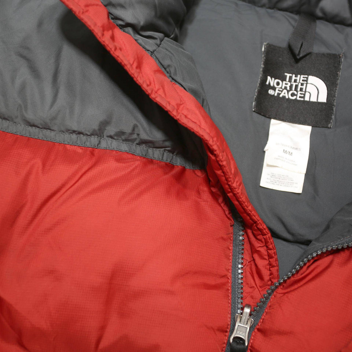 THE NORTH FACE Nuptse Mens Red & Grey Down Jacket M Woven Puffer Outdoor Zip