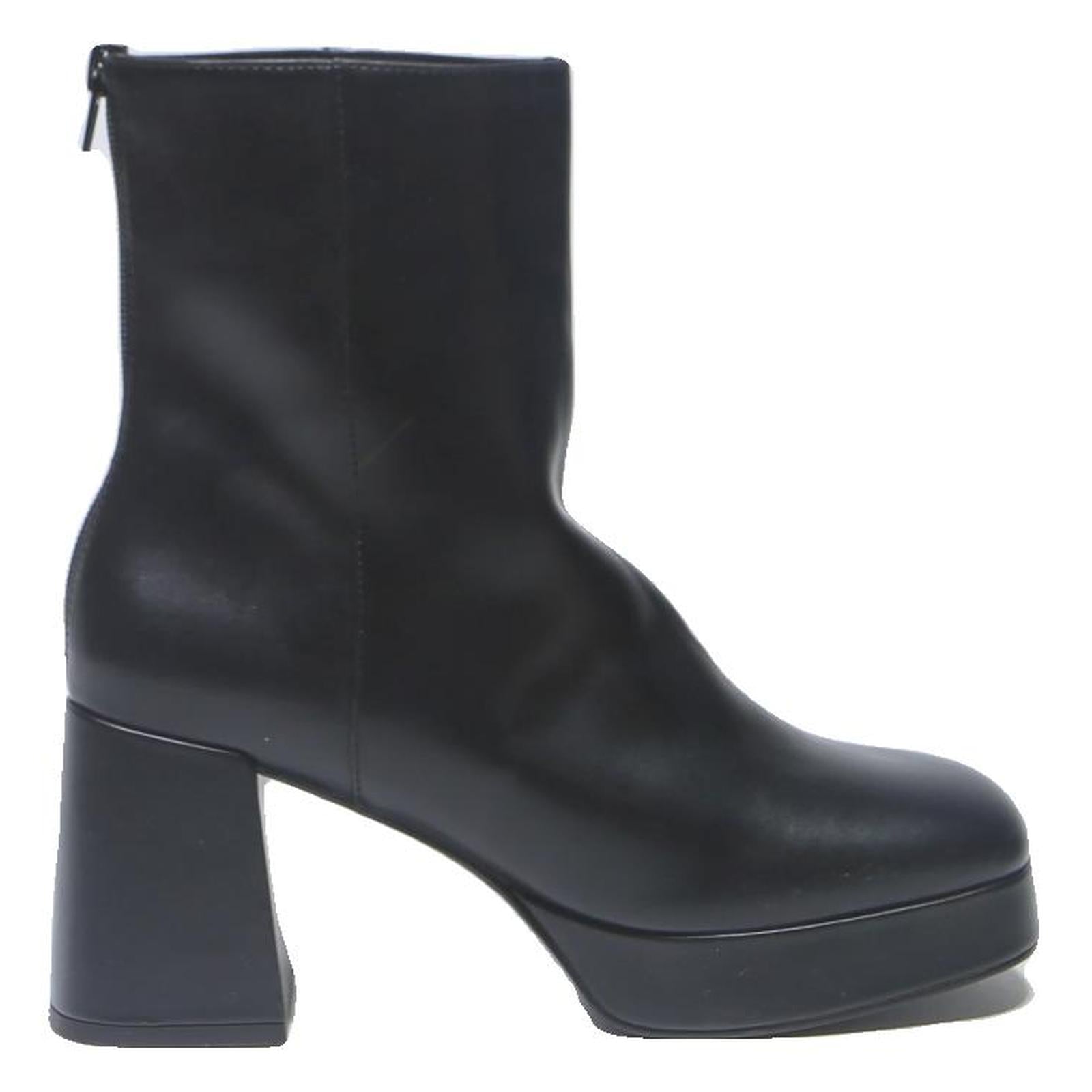 CHARLES & KEITH Womens Black Leather Platform Ankle Boots UK 4 Stylish Block