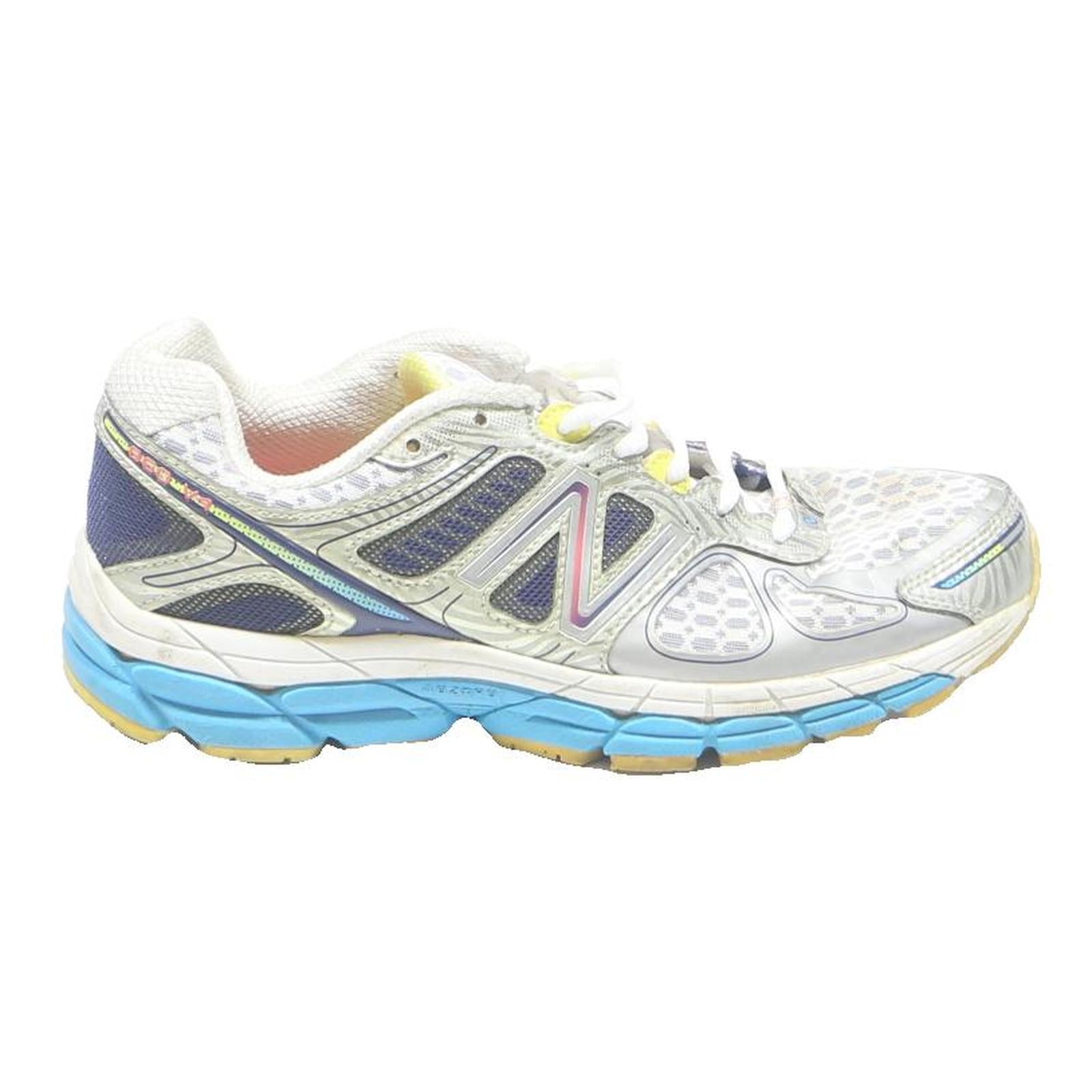 NEW BALANCE Mens Low Top Trainers White Blue Synthetic UK 8 Lightweight Comfort