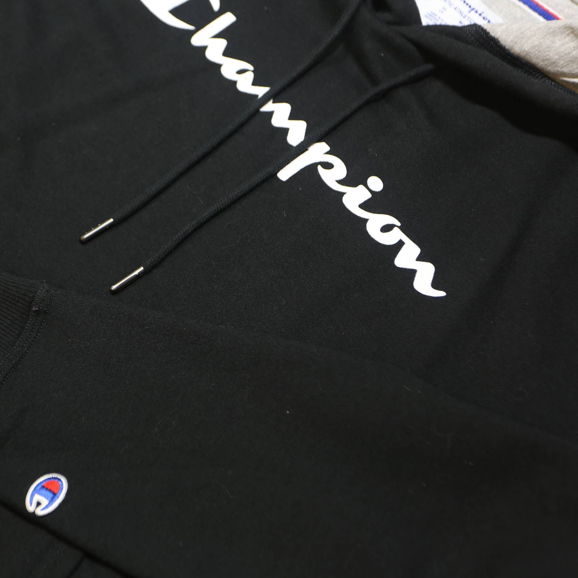 CHAMPION Mens Black Hoodie L Cotton Pullover Sweatshirt Classic Logo Casual