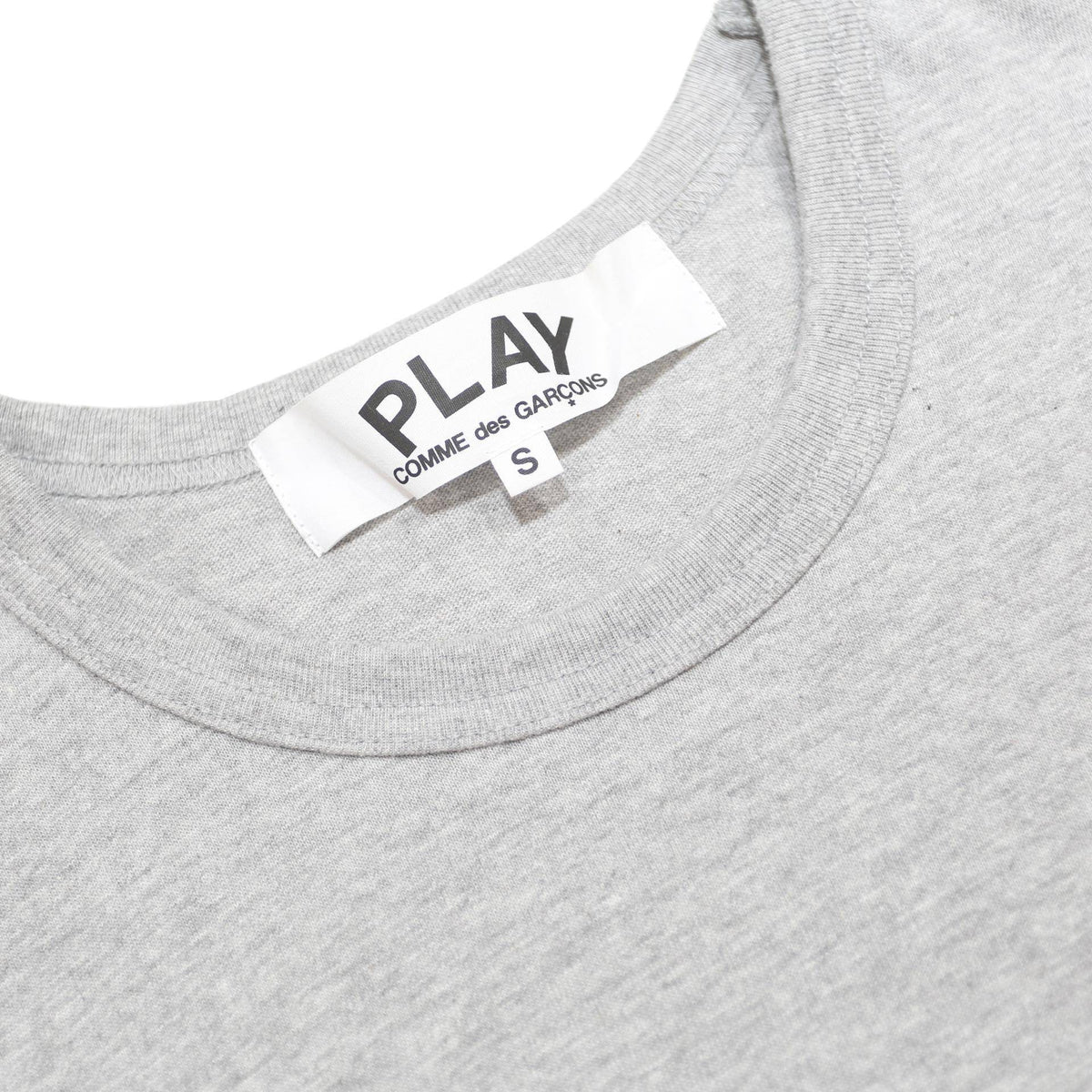 COMME DES GARCONS PLAY Mens Grey S Short Sleeve Crew Neck Heart Graphic T-Shirt
