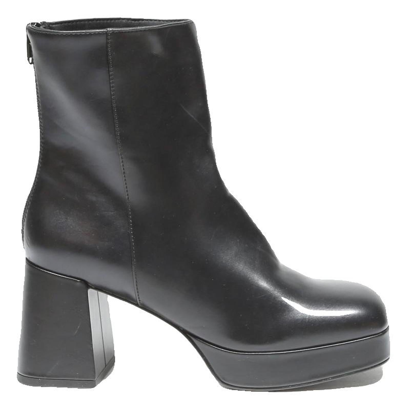 CHARLES & KEITH Platform Block Heel Womens Chelsea Boots Black Leather UK 4