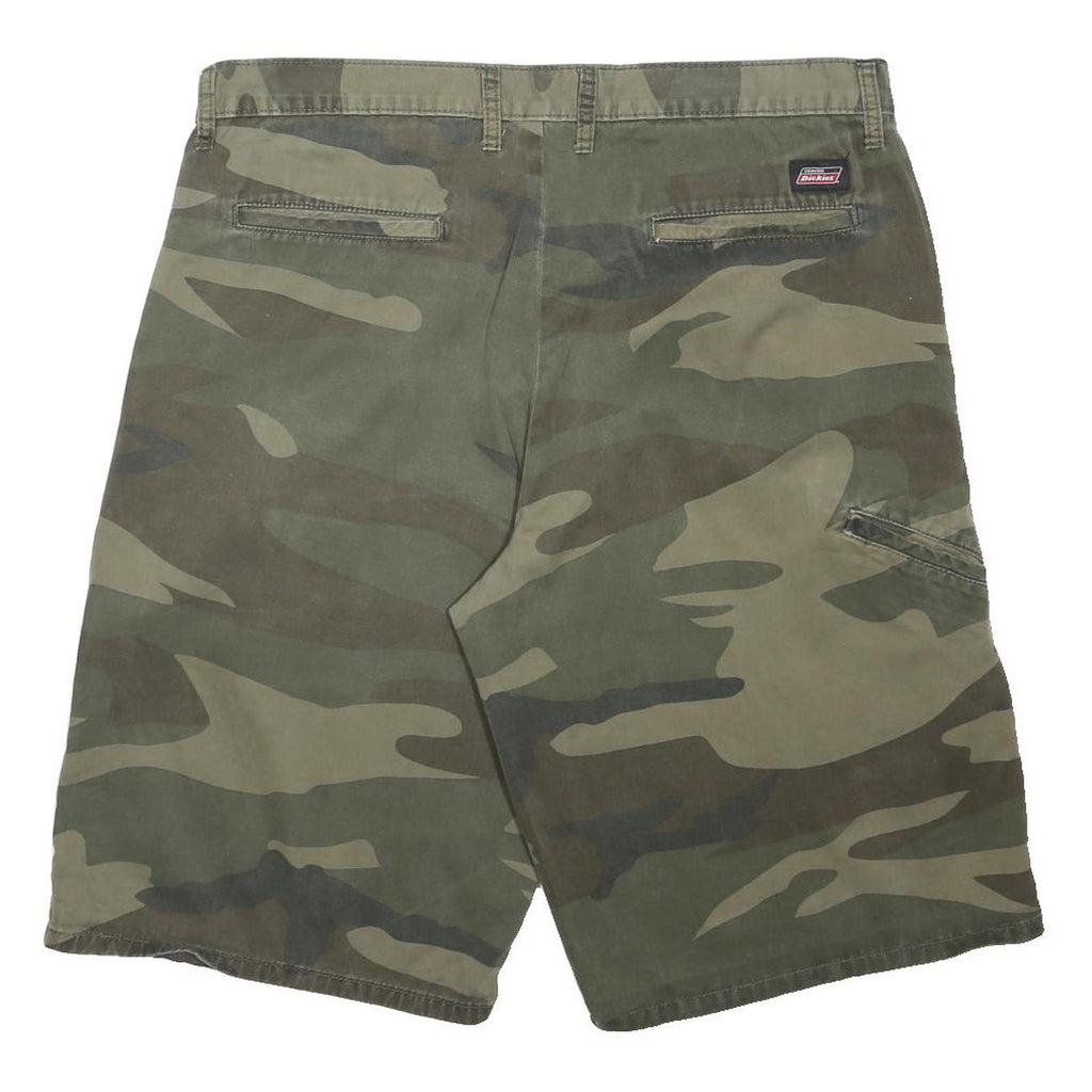DICKIES Mens Shorts Green Camouflage Casual L W36 Workwear Cotton Blend