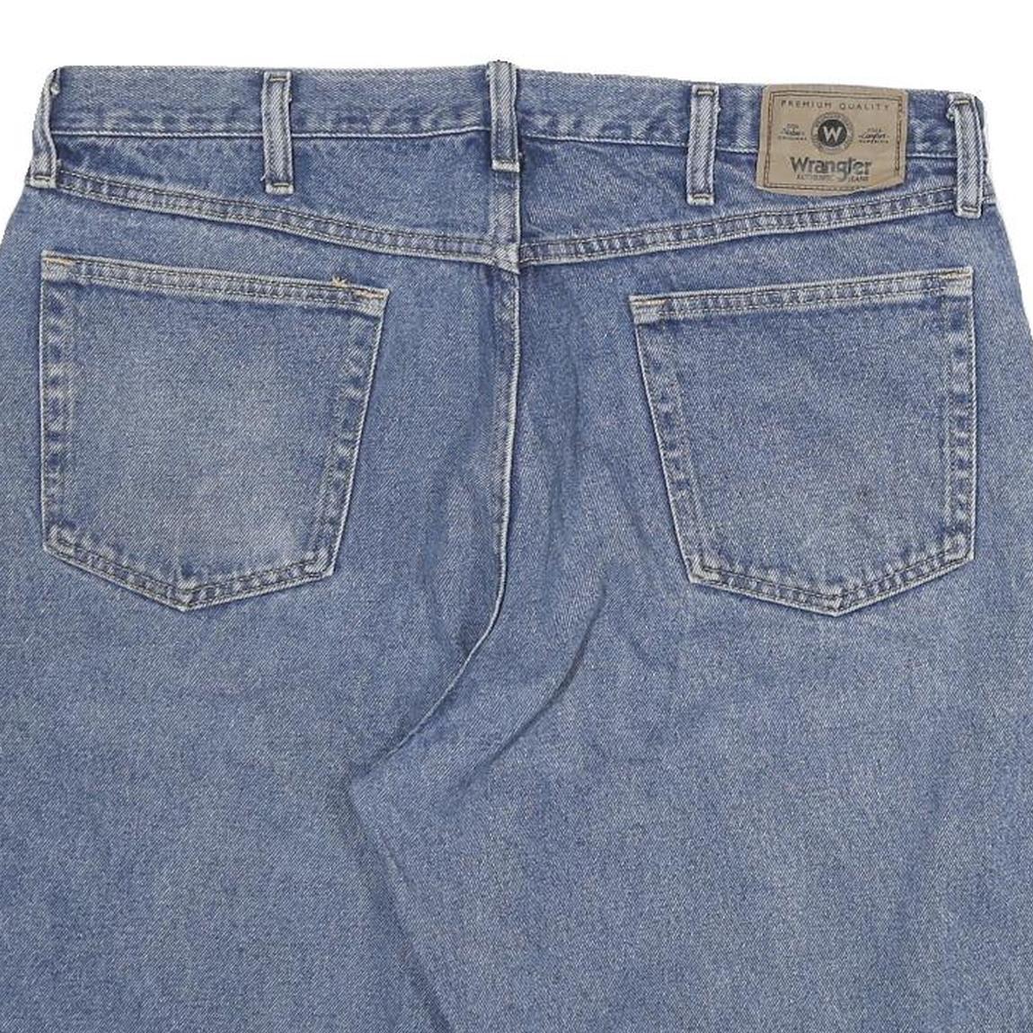 WRANGLER Mens Denim Blue Casual Shorts 2XL W36 Cotton Blend Relaxed Fit