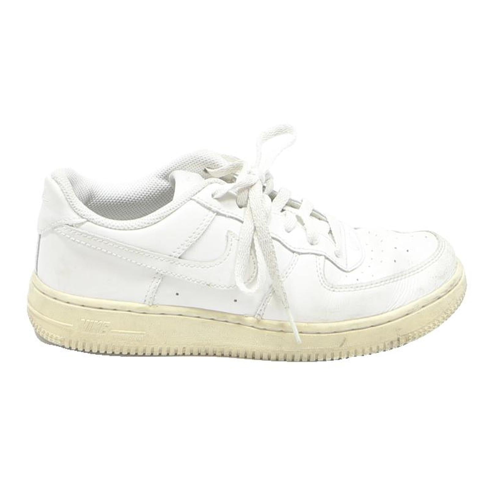NIKE Boys Lace-Up Trainers Synthetic White UK 2.5 Comfortable Casual Footwear
