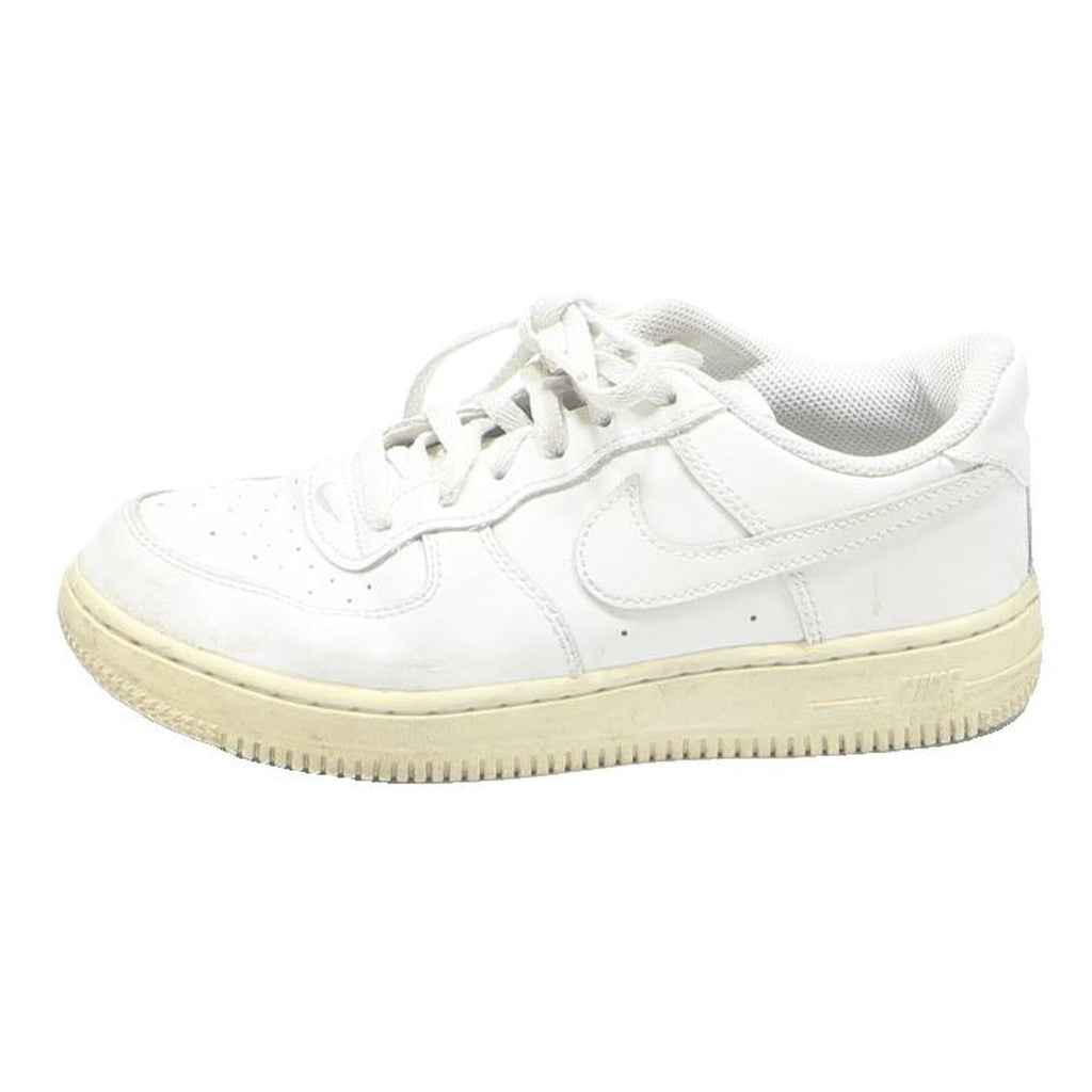 NIKE Boys Lace-Up Trainers Synthetic White UK 2.5 Comfortable Casual Footwear