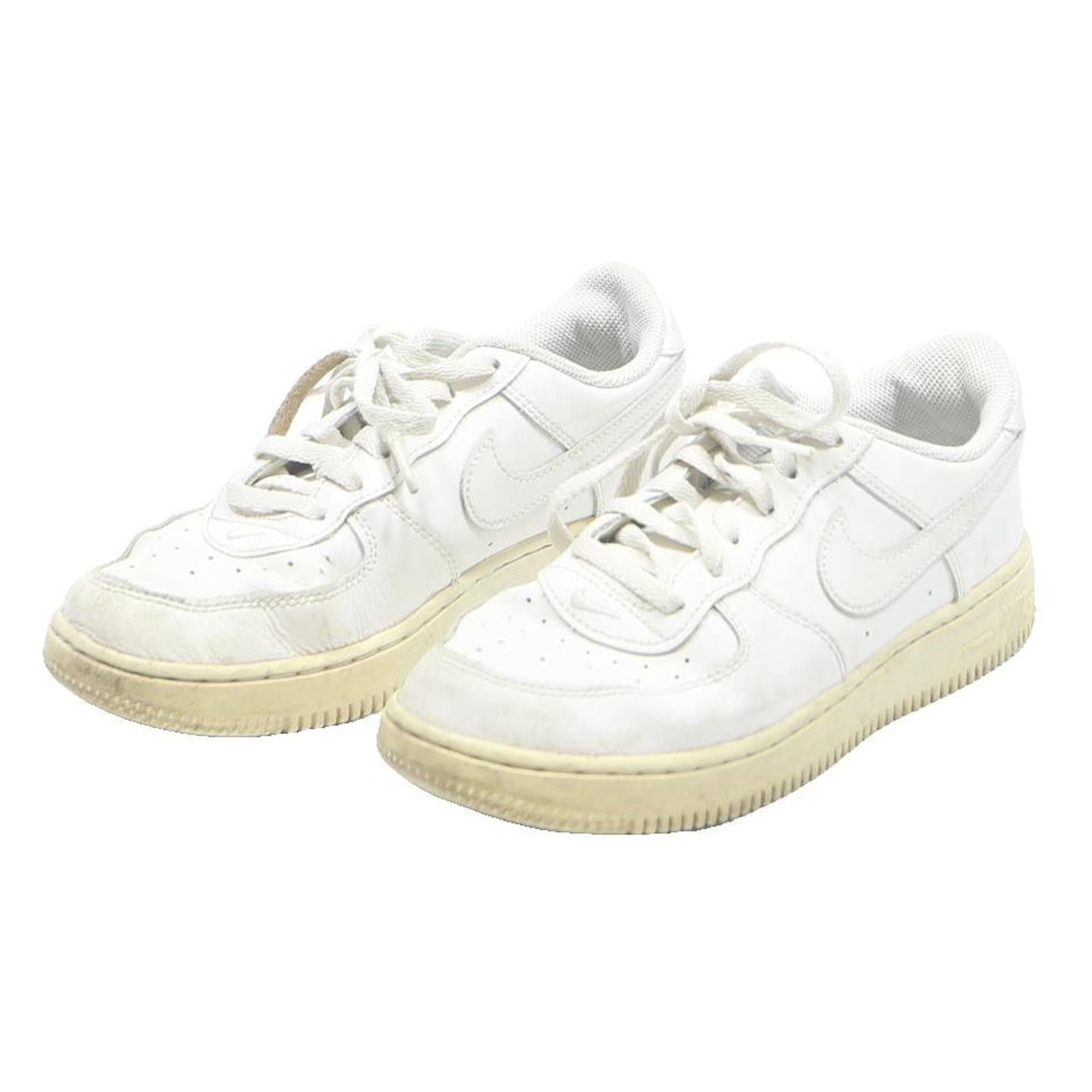 NIKE Boys Lace-Up Trainers Synthetic White UK 2.5 Comfortable Casual Footwear