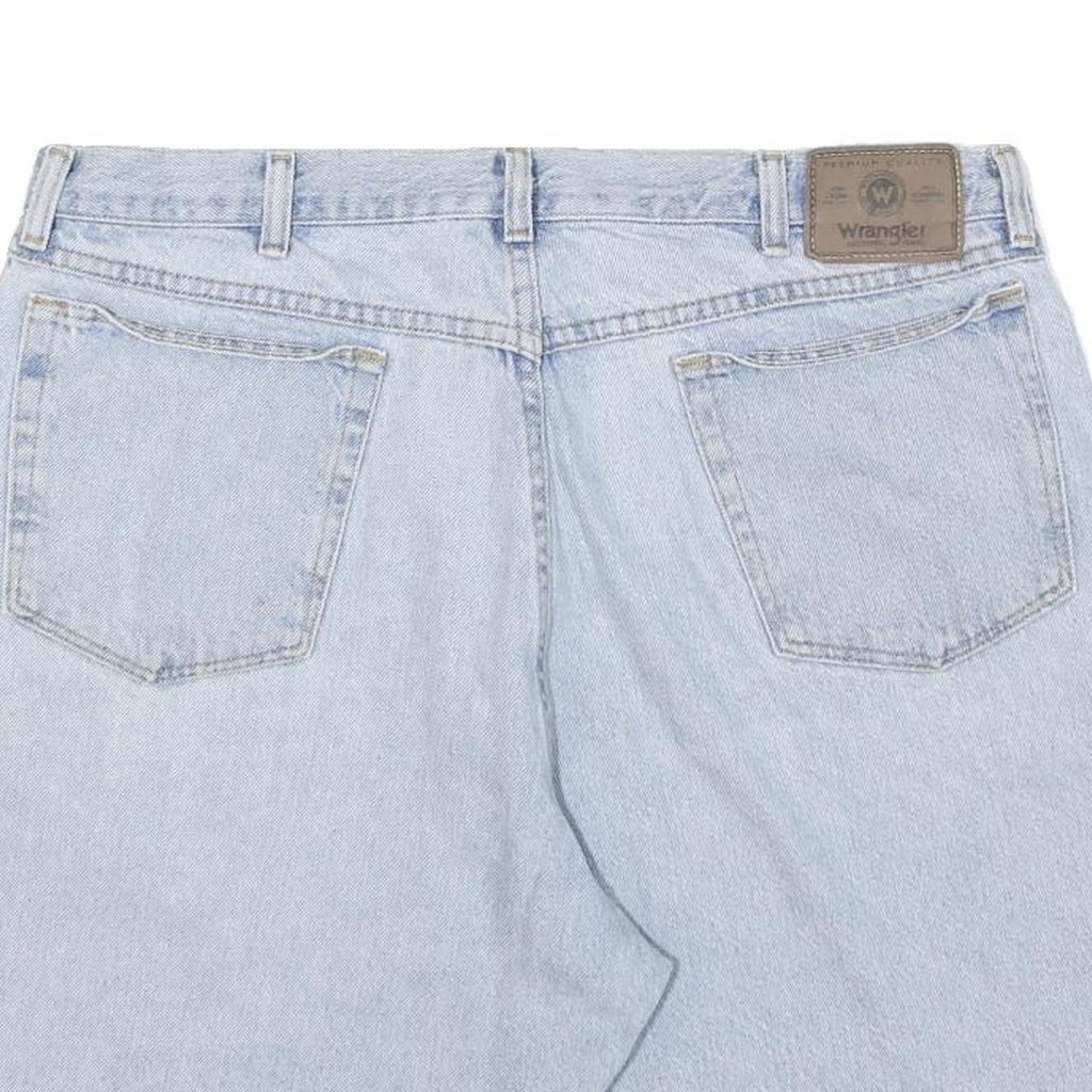 WRANGLER Mens Denim Blue Casual Shorts L W36 Cotton Blend Classic Fit
