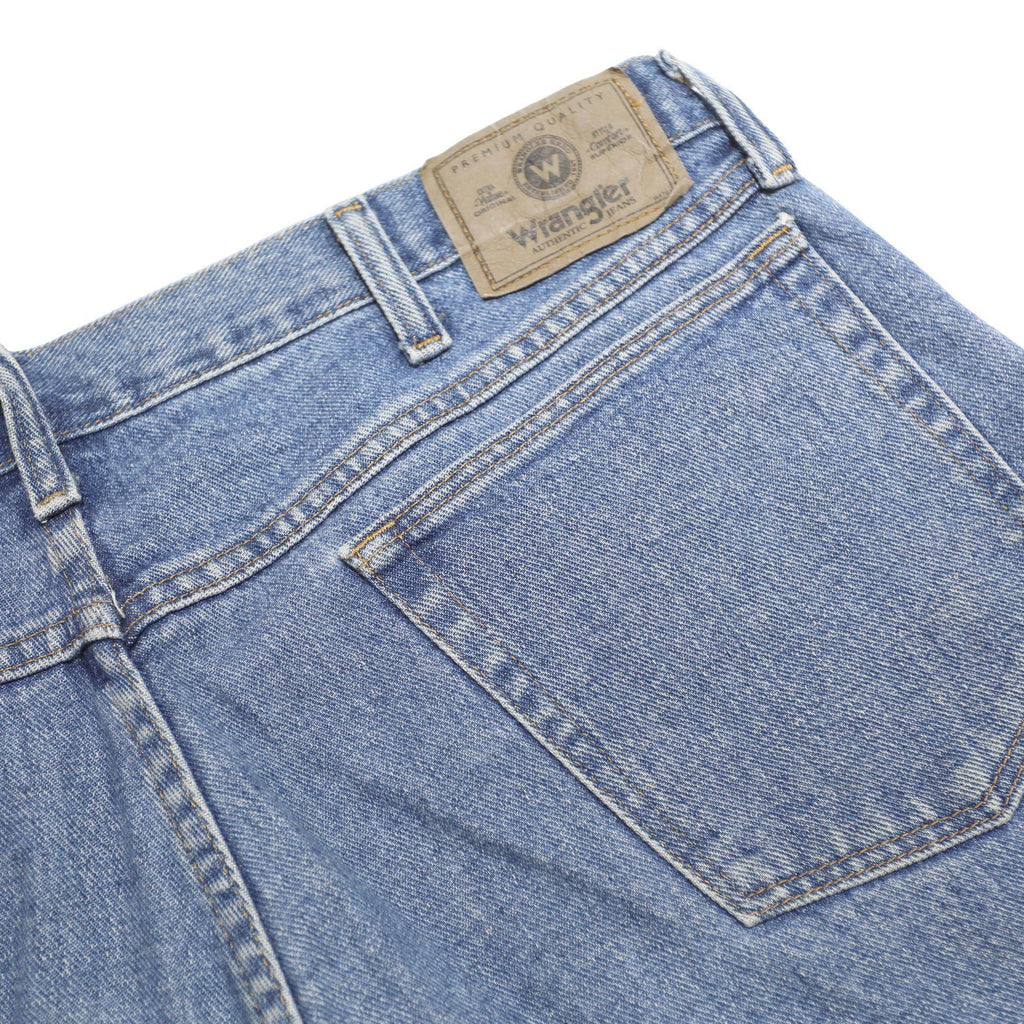 WRANGLER Mens Denim Blue Casual Shorts L W36 Cotton Comfortable Fit