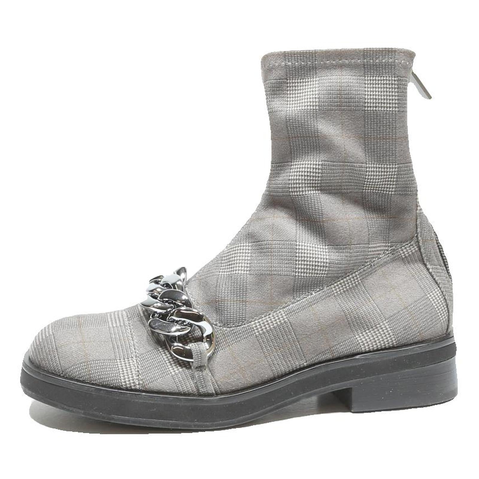 CHARLES & KEITH Ankle Boot Womens Grey Synthetic UK 3 Chain Detail Fashionable