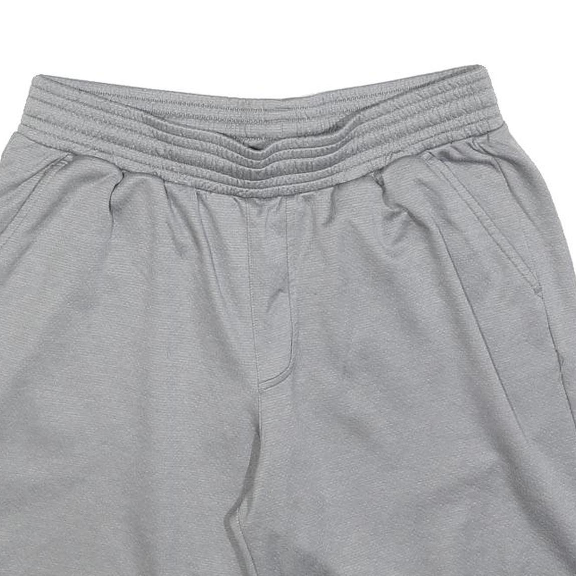 PUMA Mens Shorts Grey Casual L W32 Polyester Blend Comfortable Sportswear