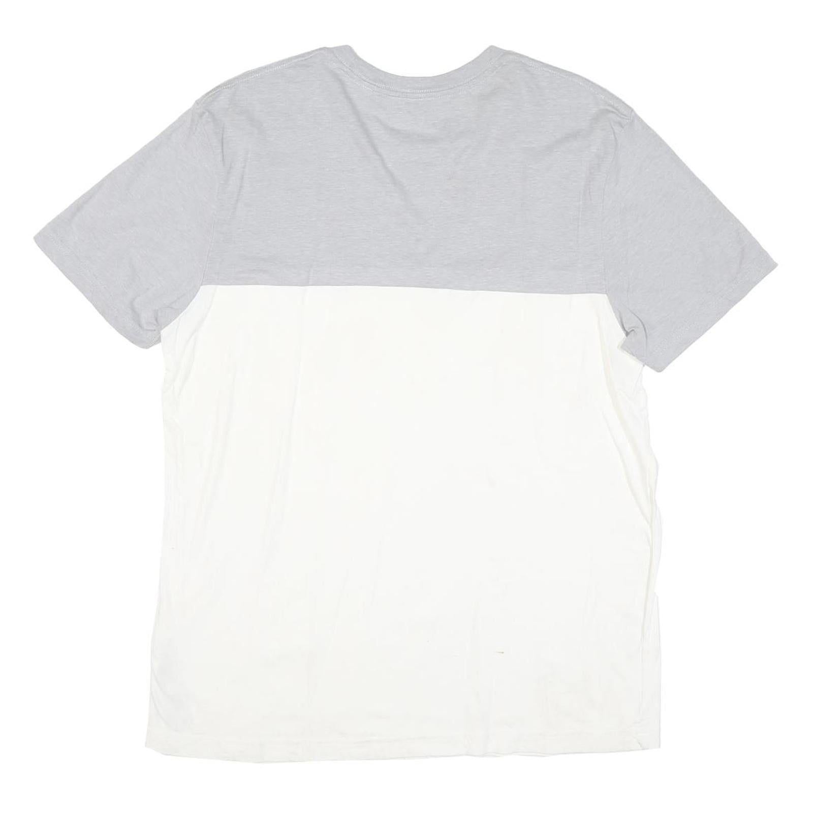 GUESS Mens Grey & White Logo Graphic T-Shirt XL Short Sleeve Crew Neck Casual