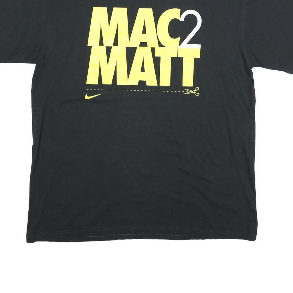 NIKE Mens Black & Yellow Graphic T-Shirt L Short Sleeve Crew Neck Mac2 Matt