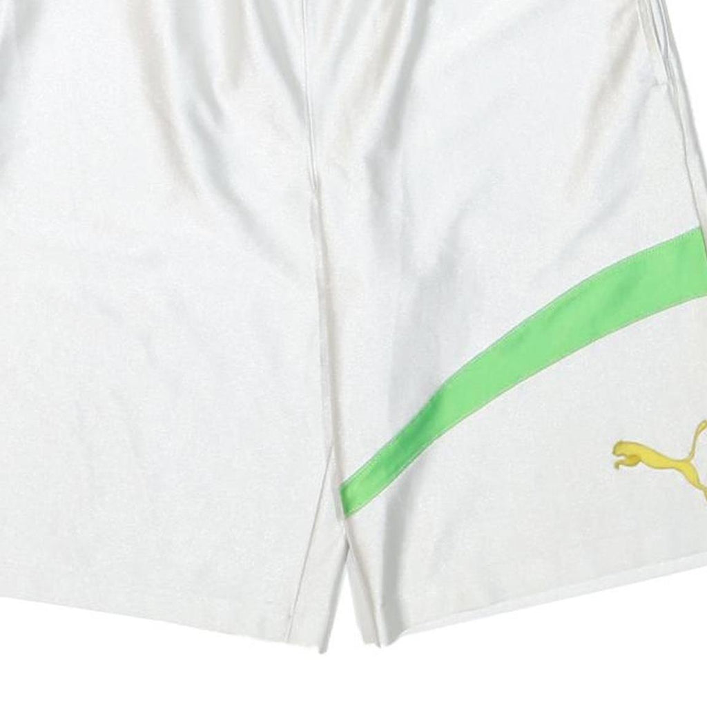 PUMA Mens Shorts White & Green Casual XL W30 Sportswear Comfortable