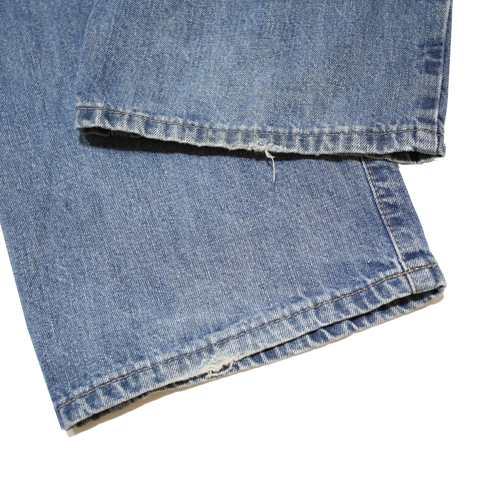CALVIN KLEIN JEANS Mens Relaxed Denim Light Blue Cotton W38 L30 Casual Zip Fly