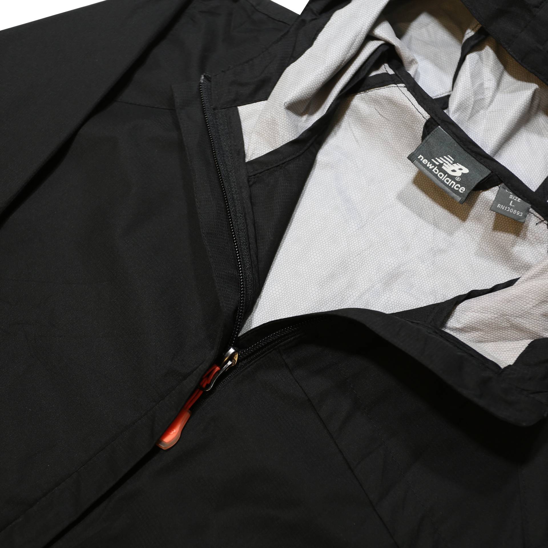 NEW BALANCE Womens Black Outdoor Jacket L Polyester Zip Hooded Plain Light