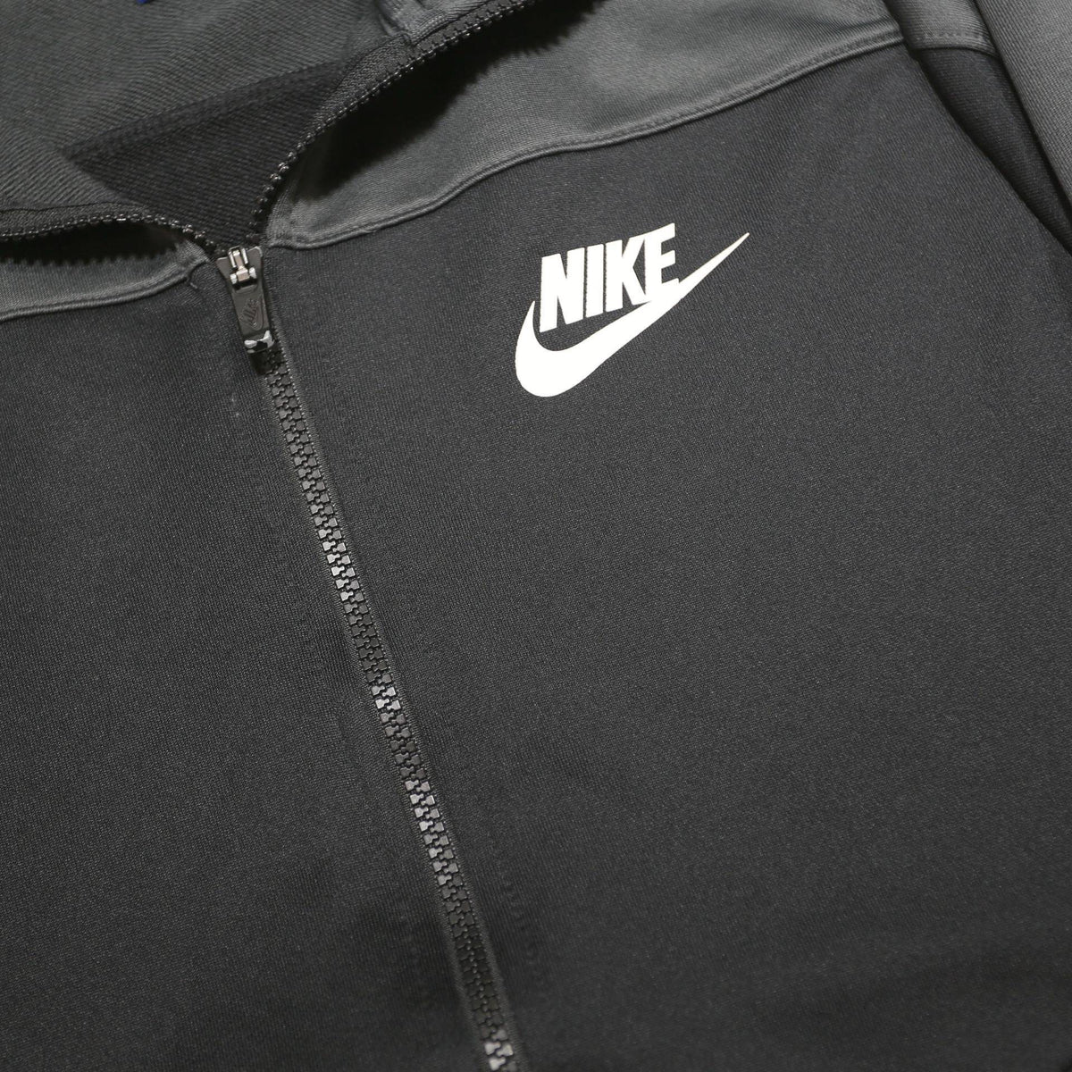 NIKE Mens Black & Dark Grey Sports Zip Jacket S Polyester Track Top