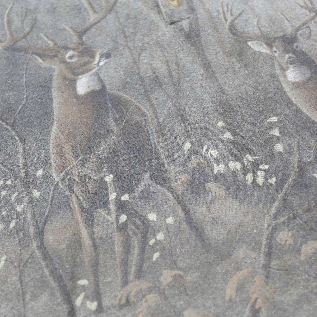 ARTISANS Mens Grey Sweatshirt M Deer Scene Cotton Blend Henley Neck Long Sleeve