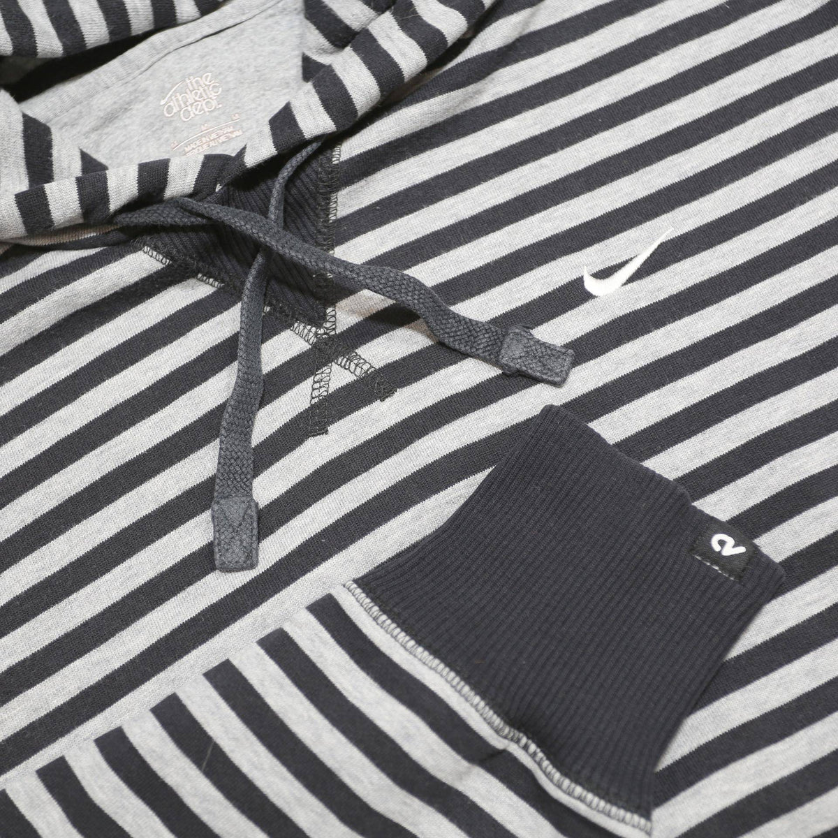 NIKE Womens Grey & Black Striped Pullover Hoodie M Cotton Blend Casual