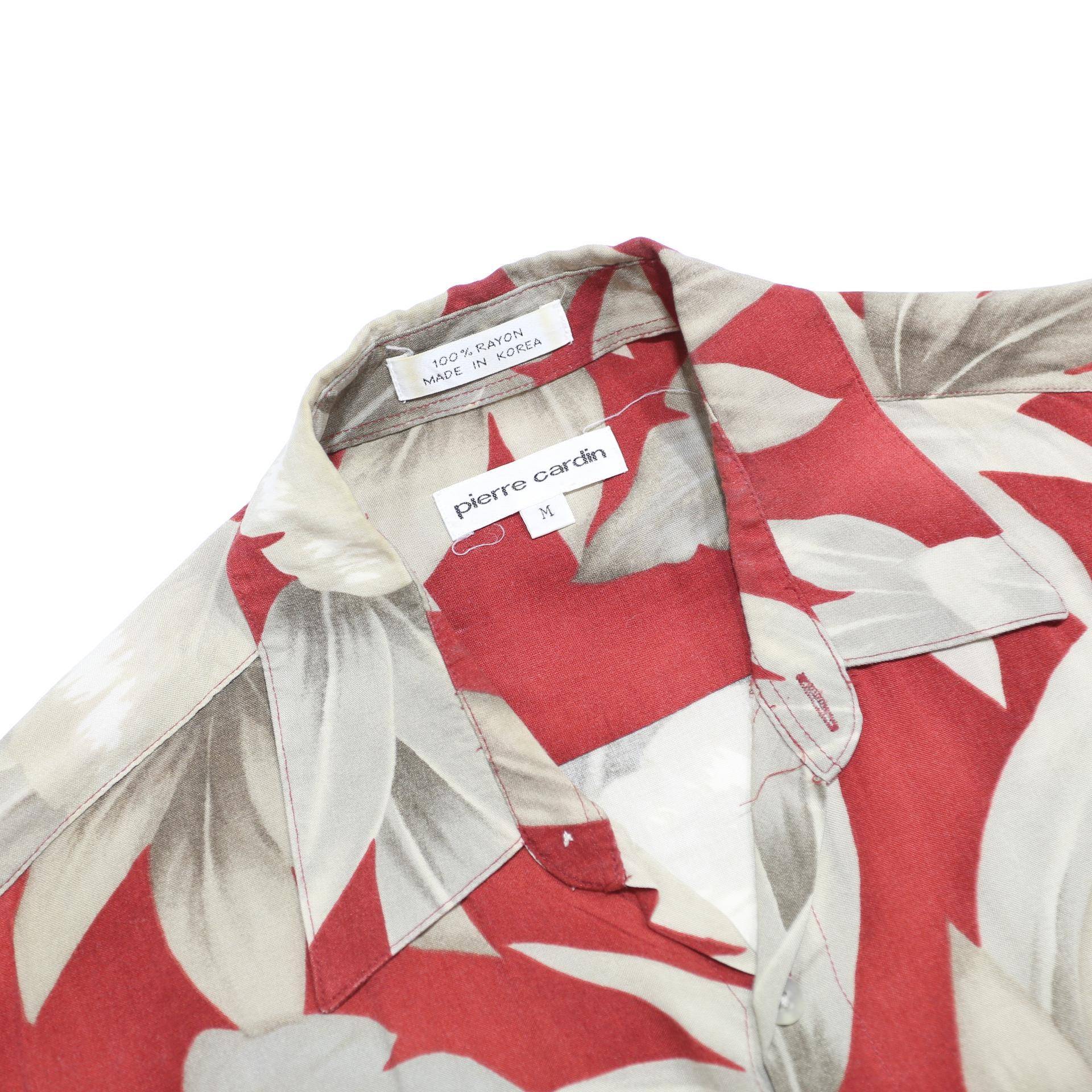 PIERRE CARDIN Mens Red & Cream Floral Rayon Shirt M Summer Casual Vacation Style