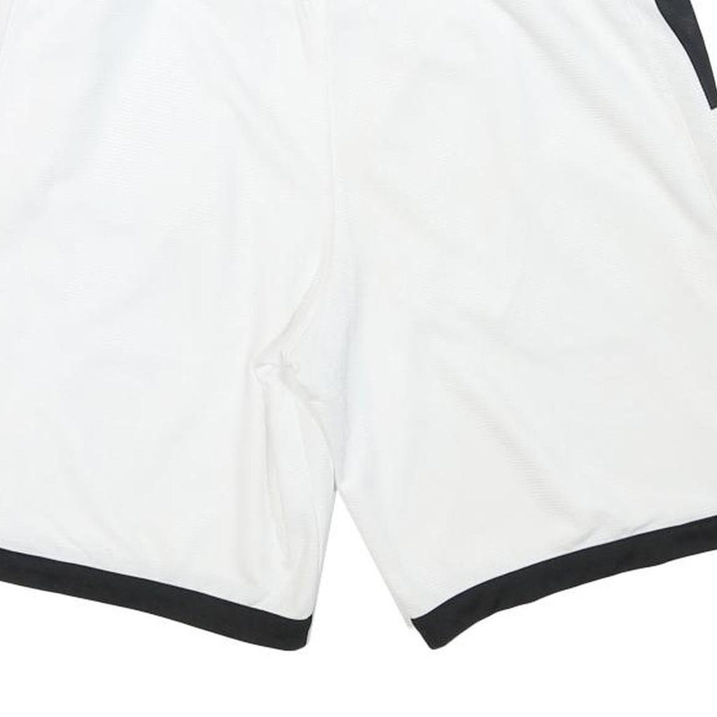 NIKE Mens White & Black Casual Sports Shorts L W28 Polyester Blend