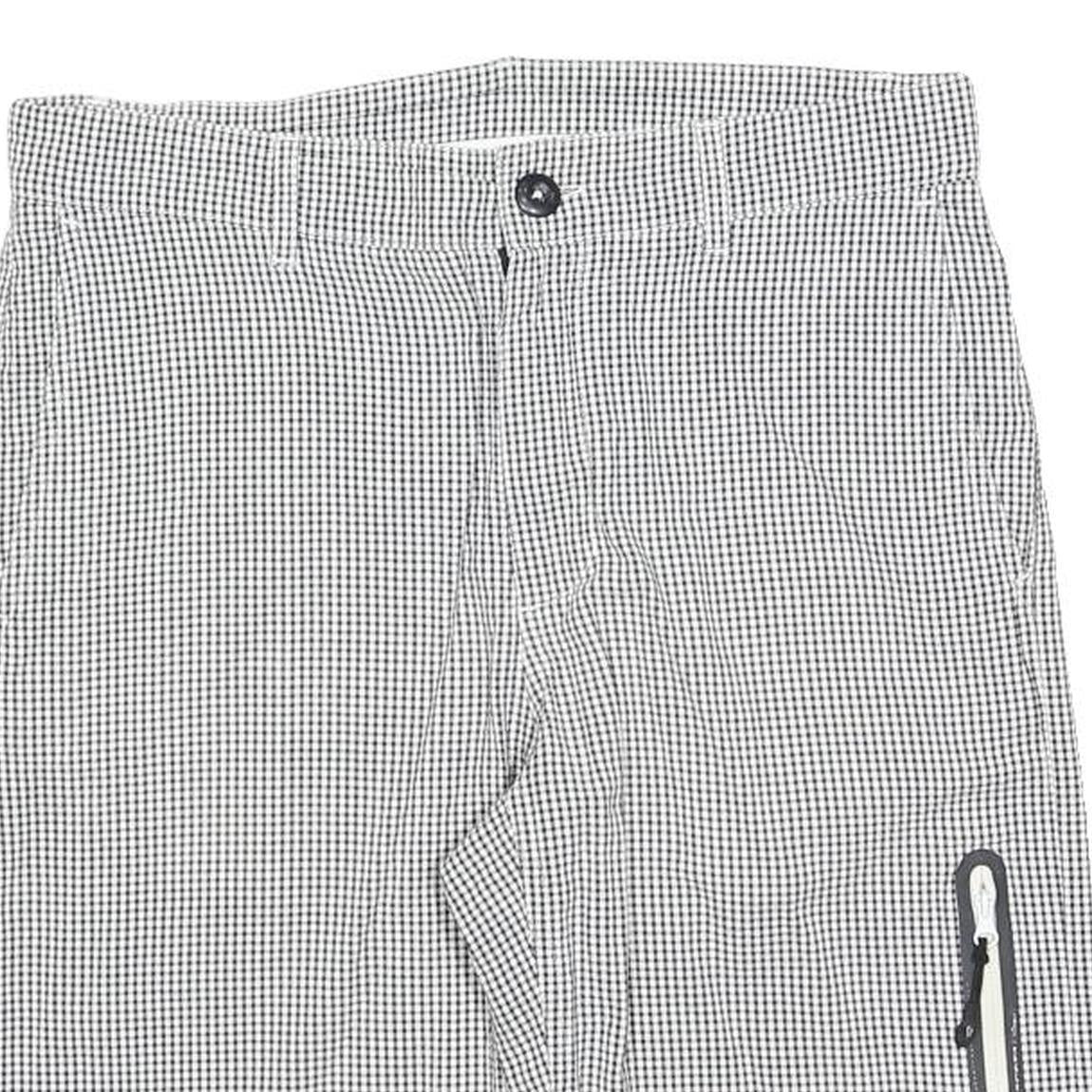 NIKE Womens Shorts Grey Casual S W30 Lightweight Polyester Blend Comfort