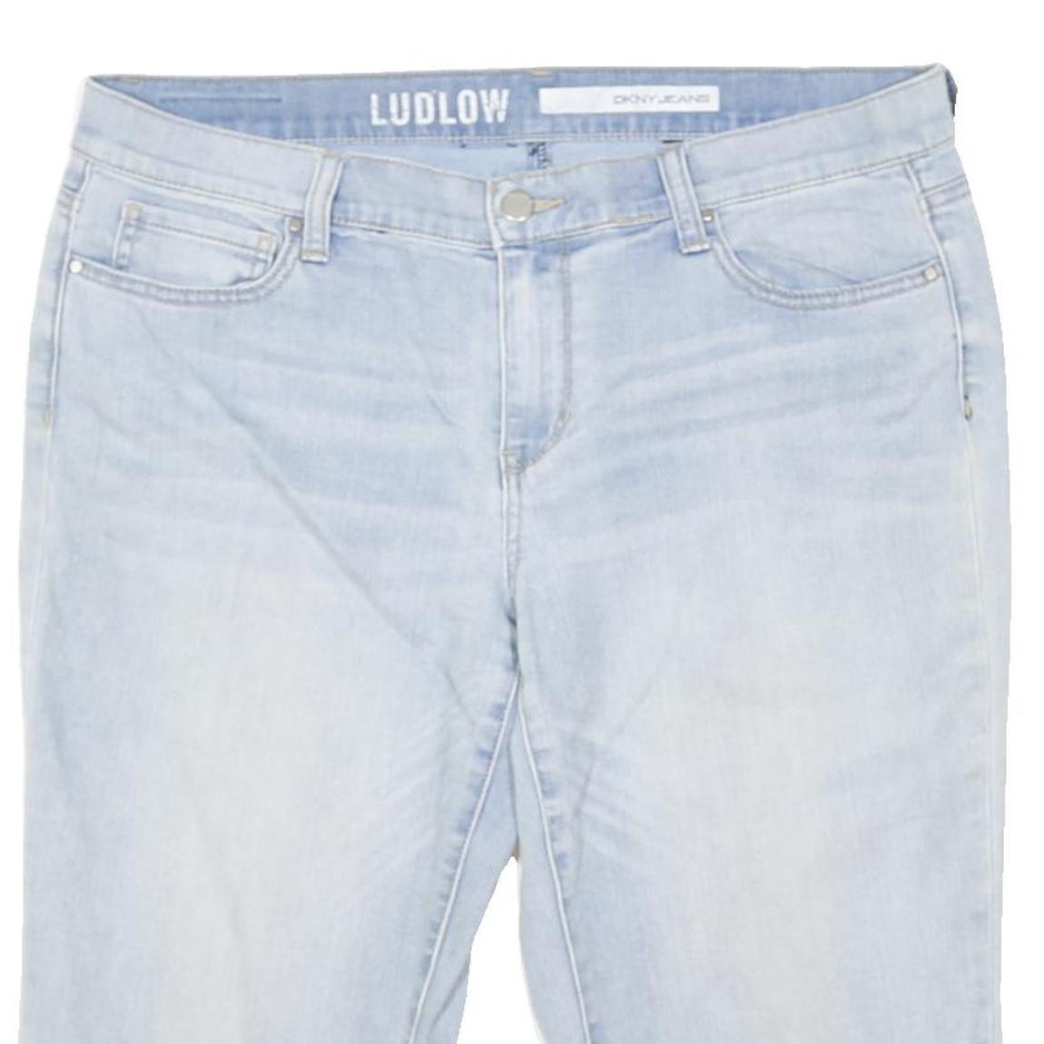 DKNY Womens Shorts Light Blue Casual Denim L W36 Summer Wear