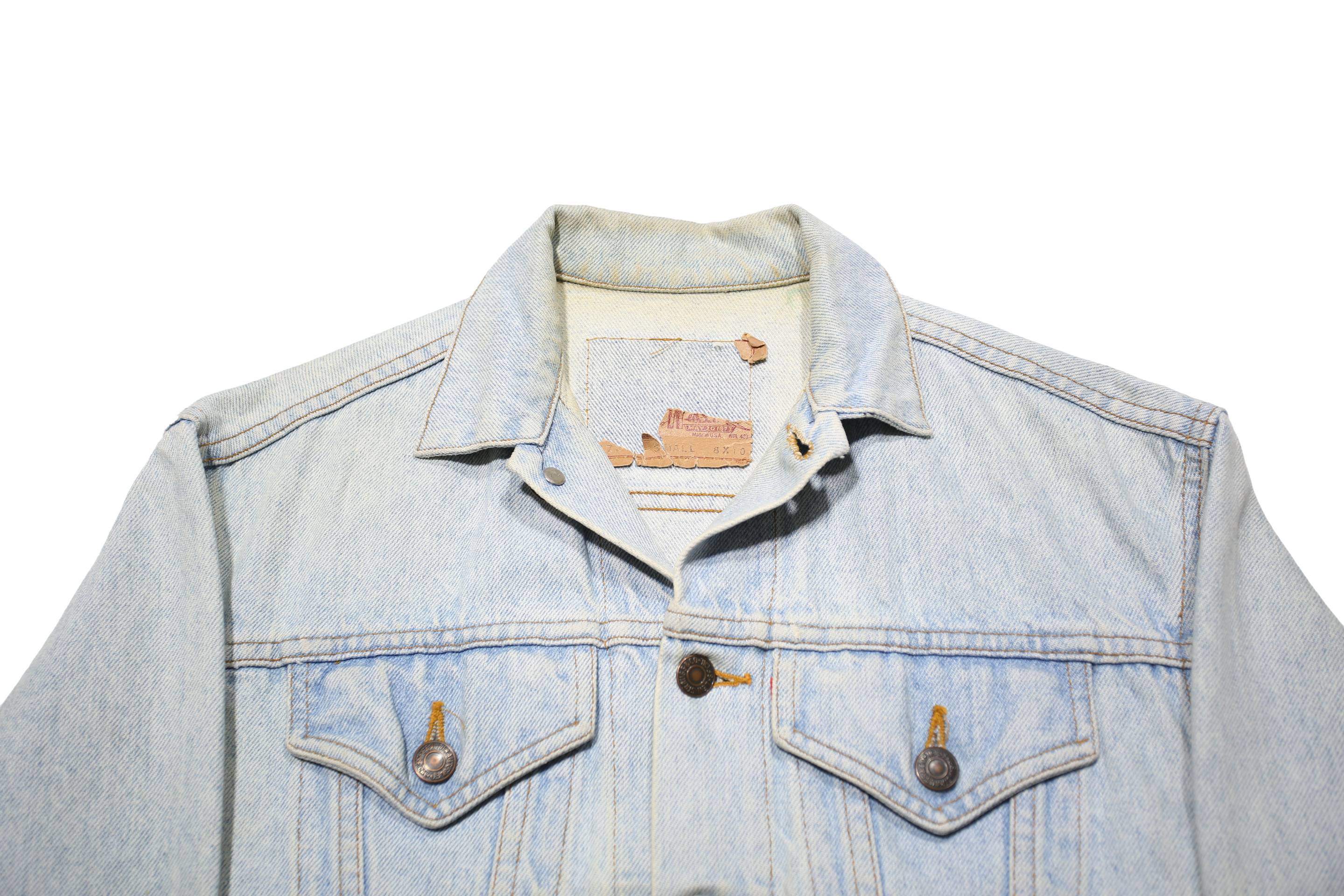 LEVI'S Womens Blue Cotton Denim Jacket S Button Closure Classic Fit Casual