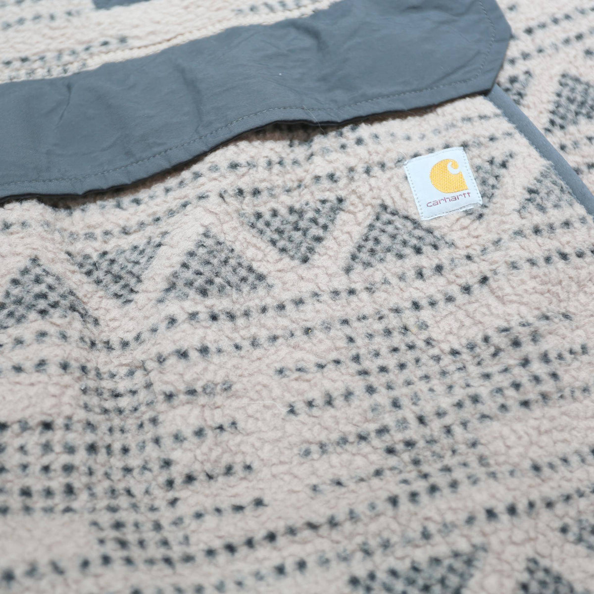 CARHARTT Womens Beige & Grey Patterned Pullover Chunky Knit M Fleece Jumper