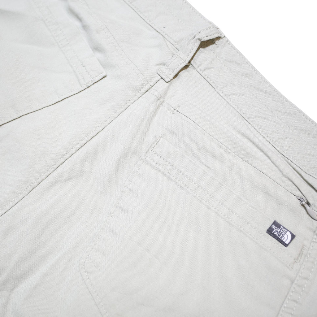 THE NORTH FACE Womens Beige Casual Shorts L W34 Cotton Blend Comfortable Outdoor