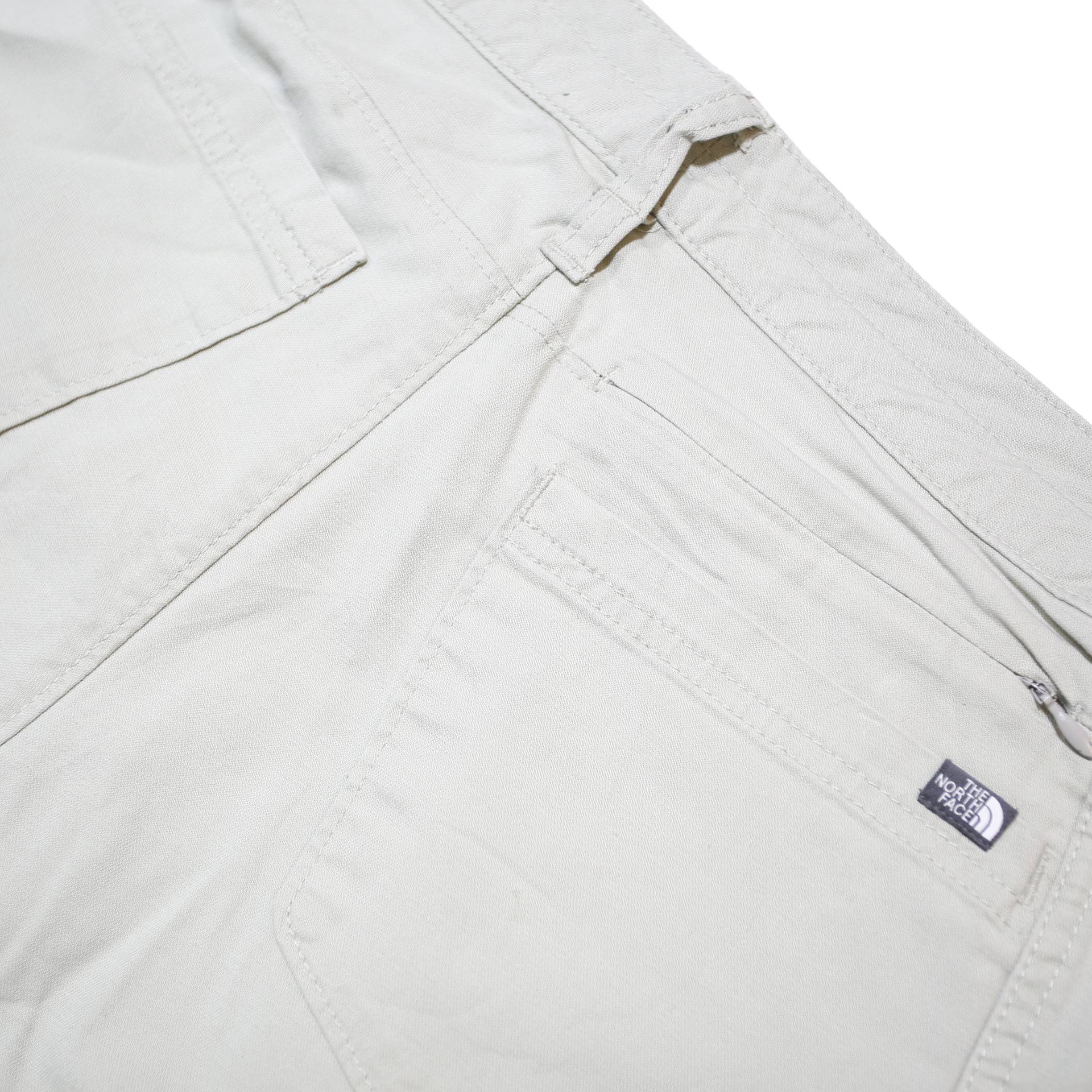 THE NORTH FACE Womens Beige Casual Shorts L W34 Cotton Blend Comfortable Outdoor