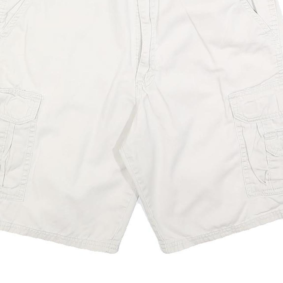 WRANGLER Mens White Cargo Shorts M W32 Casual Cotton Blend Pockets