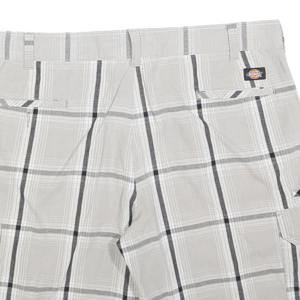 DICKIES Mens Shorts White & Grey Large XL W40 Cotton Blend Classic Fit Cargo