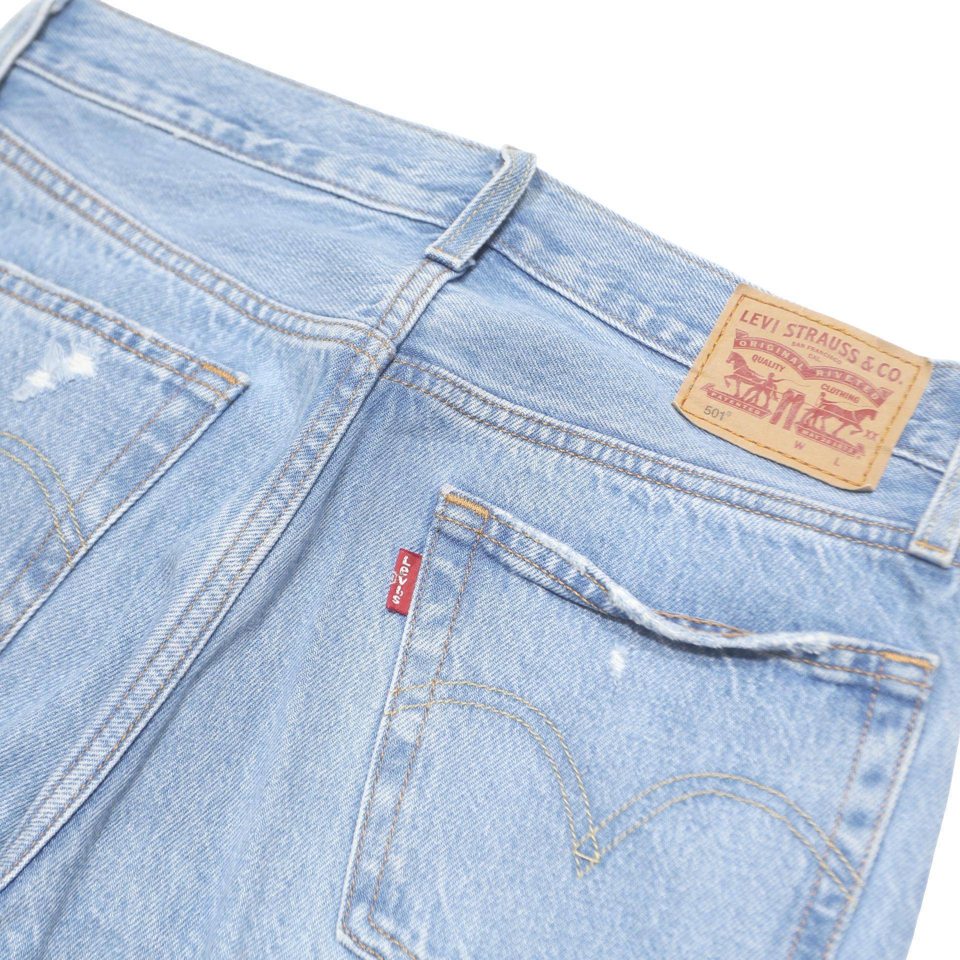 LEVI'S 501 Womens Classic Jeans Denim Light W26 L26 Distressed Cotton Blend