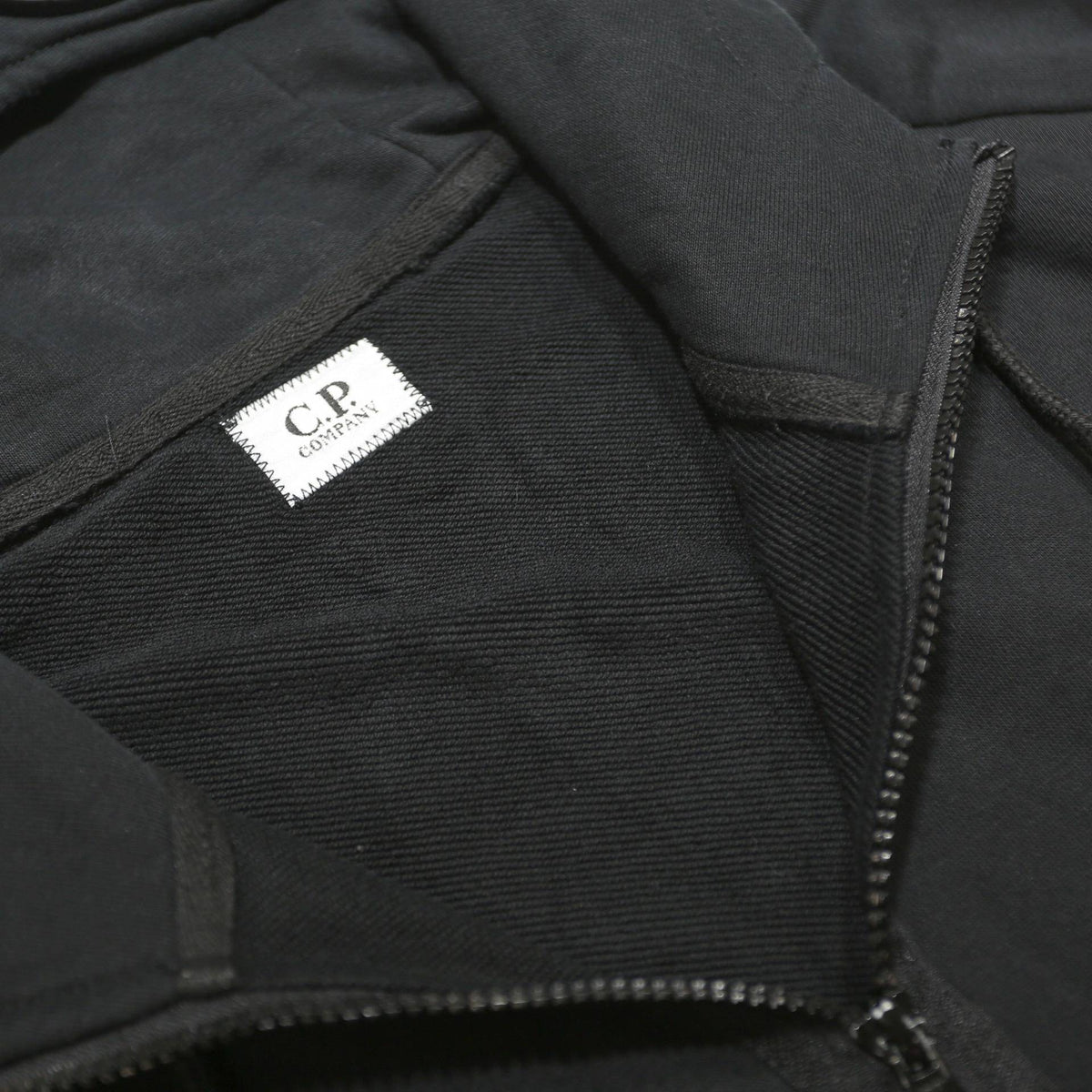 C.P. COMPANY Mens Black Pullover Hoodie L Cotton Zip Pocketed Goggle Hood