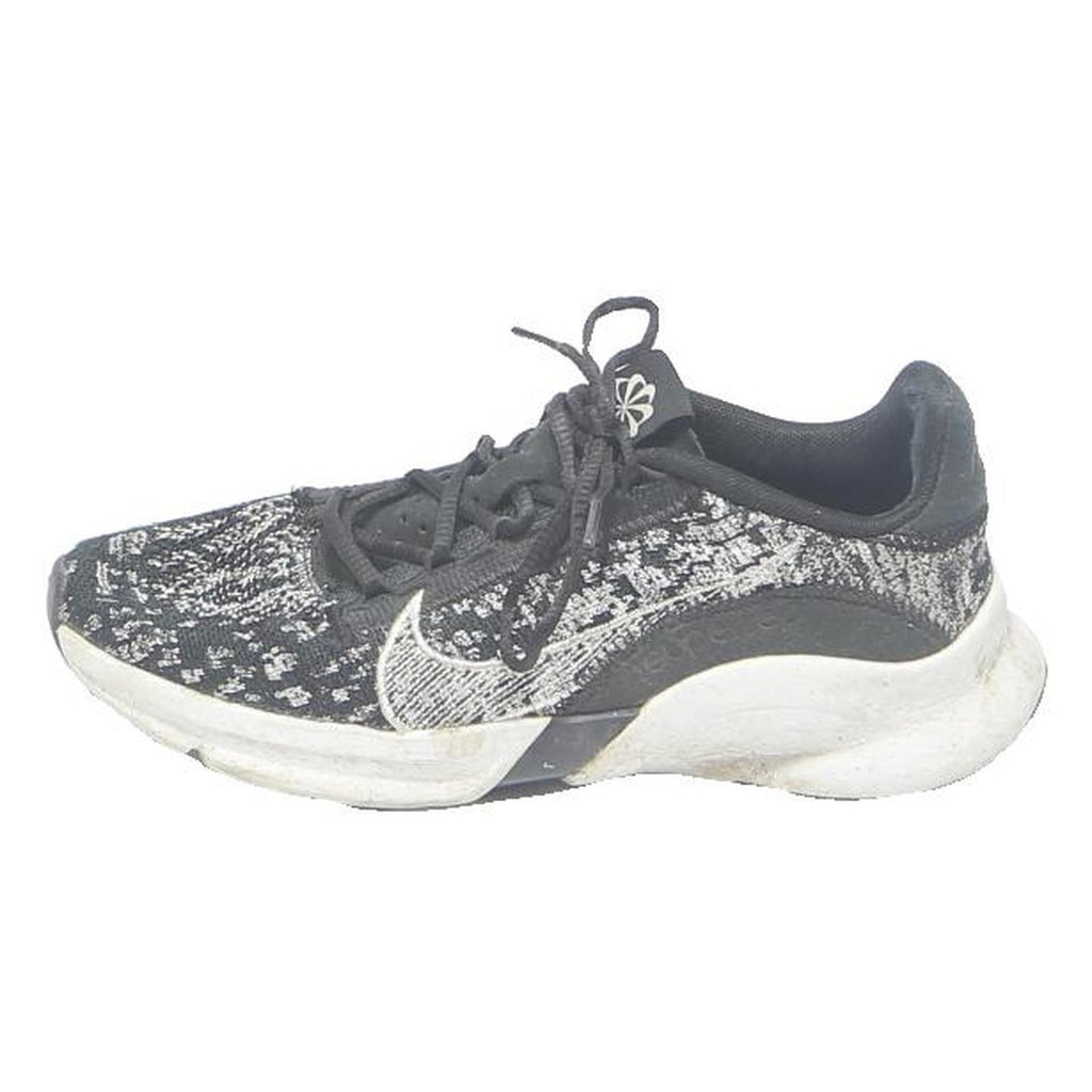 NIKE Zoom Gravity Womens Low Top Trainers Black & White Synthetic UK 4