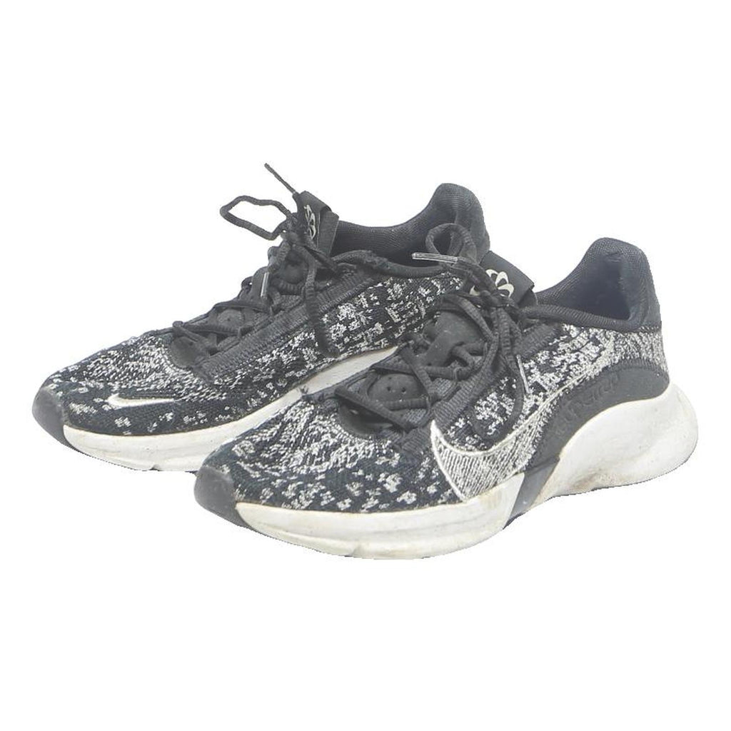NIKE Zoom Gravity Womens Low Top Trainers Black & White Synthetic UK 4