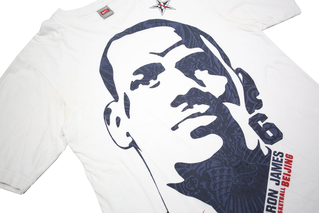 NIKE Mens White LeBron James Graphic T-Shirt L Short Sleeve Crew Neck Basketball