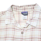 PATAGONIA Mens Cream & Red Plaid Cotton Shirt L Casual Relaxed Fit Lightweight