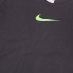 NIKE Boys Black & Lime Green Graphic T-Shirt L Short Sleeve Crew Neck Sportswear