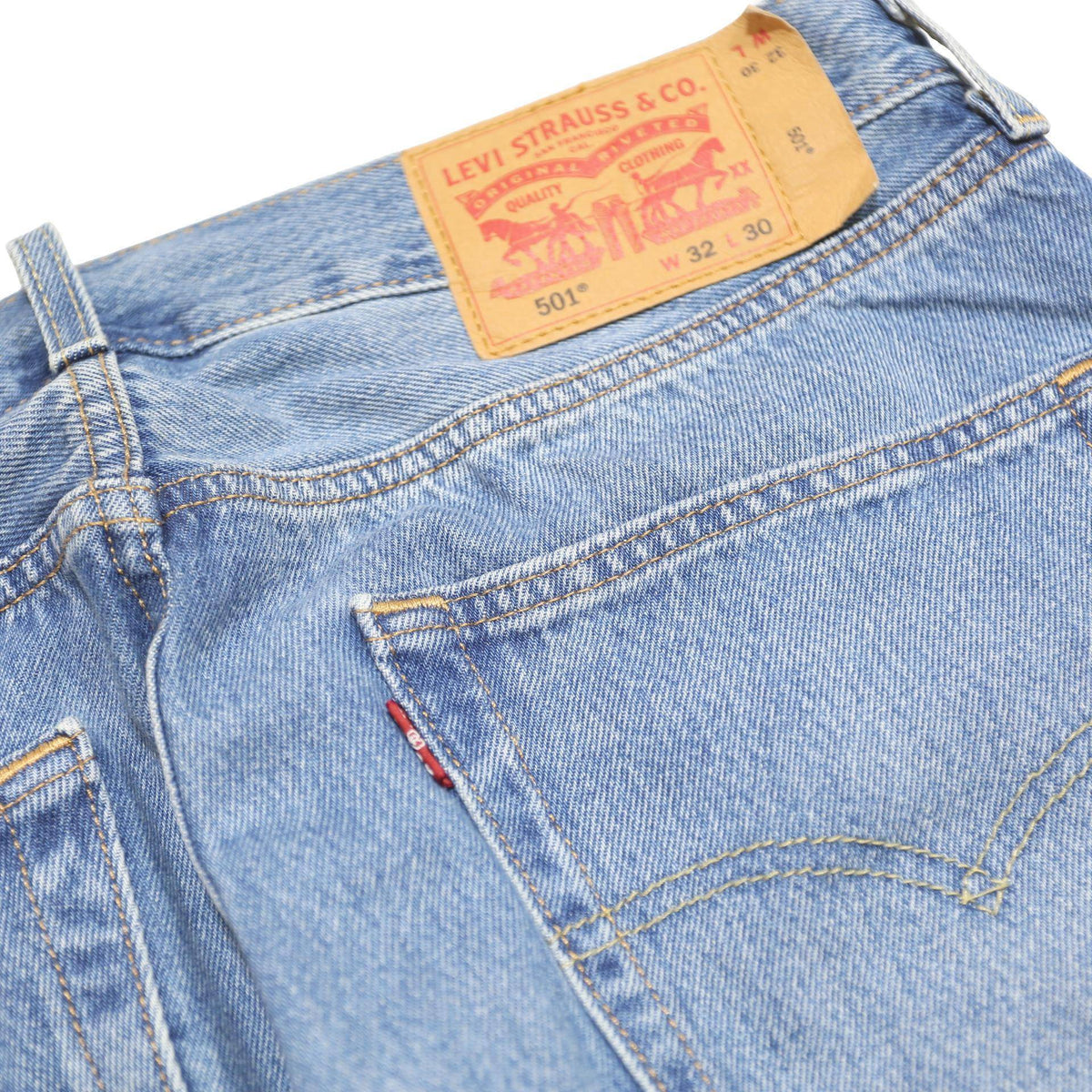 LEVI'S 501 Mens Jeans Blue Regular Straight Denim Light W32 L30 Classic Fit