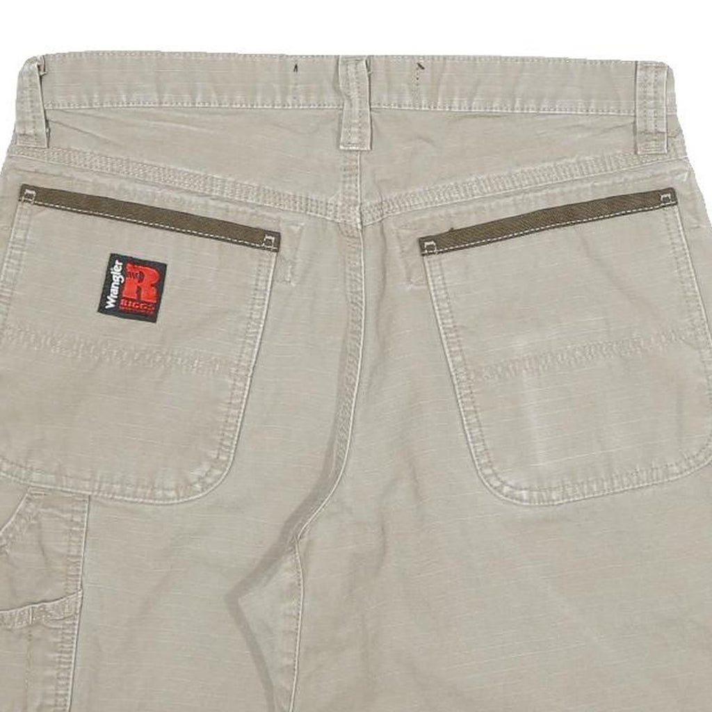 WRANGLER Mens Shorts Beige Casual L W32 Cotton Blend Utility Workwear